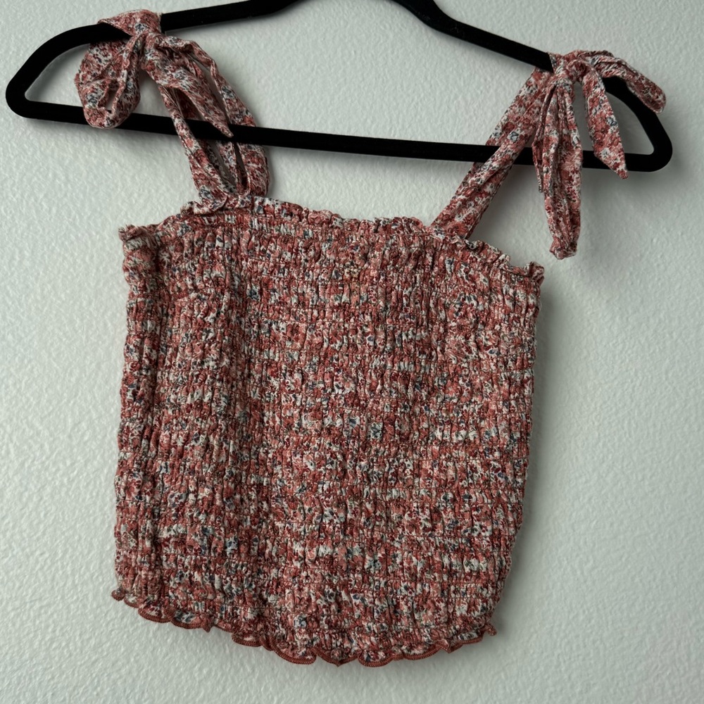 NWOT Abercrombie smocked shoulder tie tank (XS)